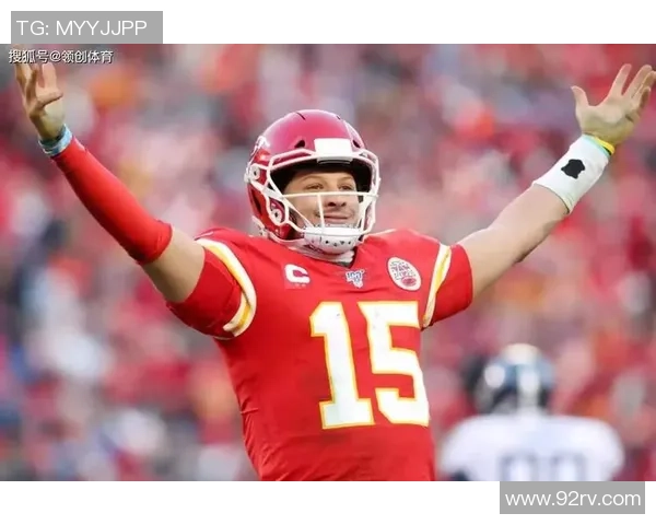 昔日足坛传奇回归赛场挑战年轻一代 展现不老神话再度激燃球迷激情 昔日足坛传奇回归赛场挑战年轻一代 展现不老神话再度激燃球迷激情