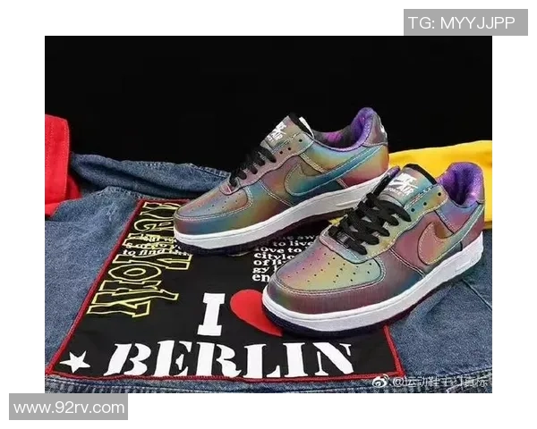 空军一号与足球球星的时尚穿搭解析 引领潮流新风尚 空军一号与足球球星的时尚穿搭解析 引领潮流新风尚