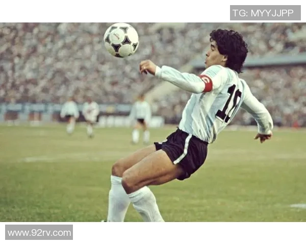 美国足球历史上最强球星是谁 他为何成为传奇人物